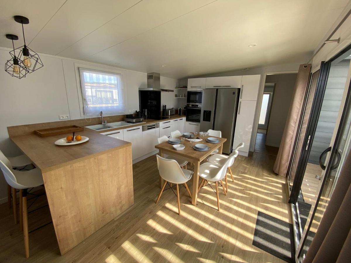 Cottage Moderne En Bord De Mer ブルティニョール・シュル・メール エクステリア 写真